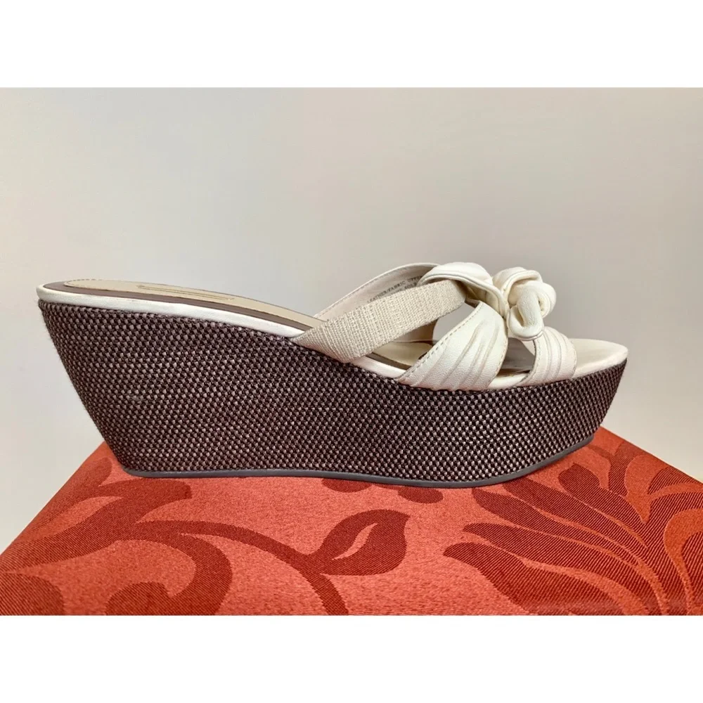 Max Studio off white wedge sandals 7